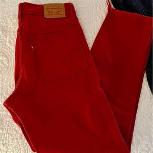 Red 501 Levi’s | Size 26